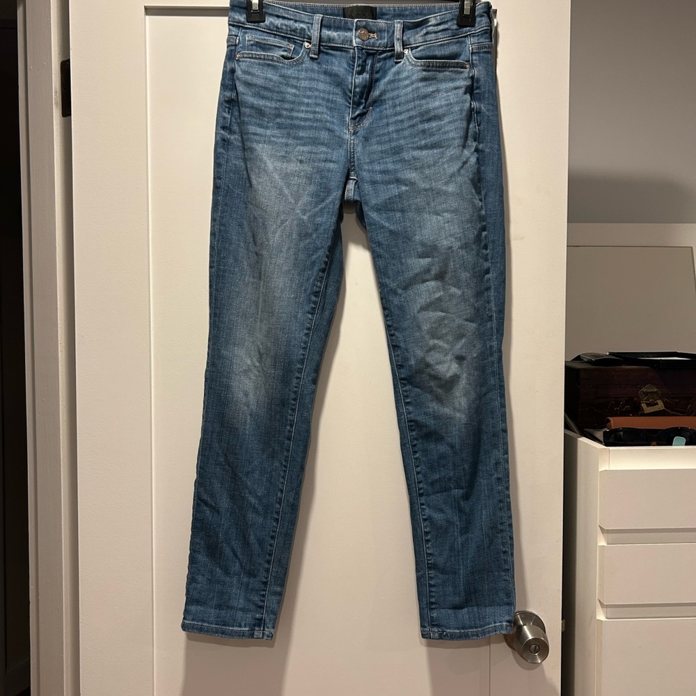 White House Black Market Classic Women's Light Blue Straight-Leg Jeans